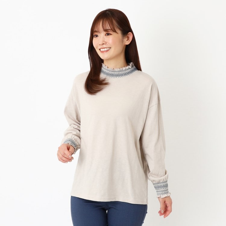 ルコリ(le colis)の【洗える】ヒートスラブスモッキングプルオーバー カットソー
