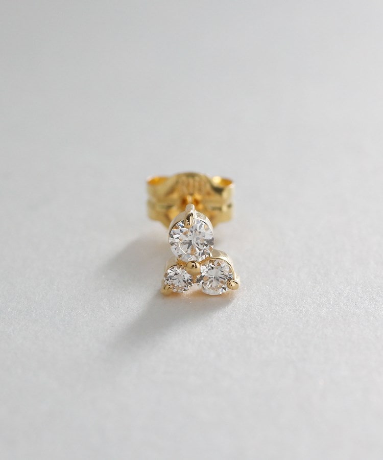 ココシュニック(COCOSHNIK)のK18ダイヤモンド ランダムクラスター3石 スタッドピアス2