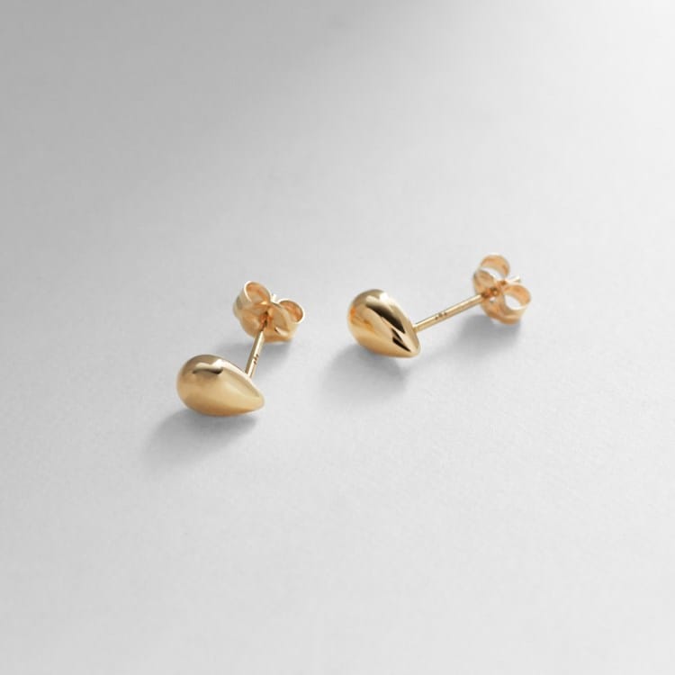 K18中空ペアシェイプ スタッドピアス(ピアス) | COCOSHNIK K18中空ペアシェイプ スタッドピアス(ピアス) | COCOSHNIK