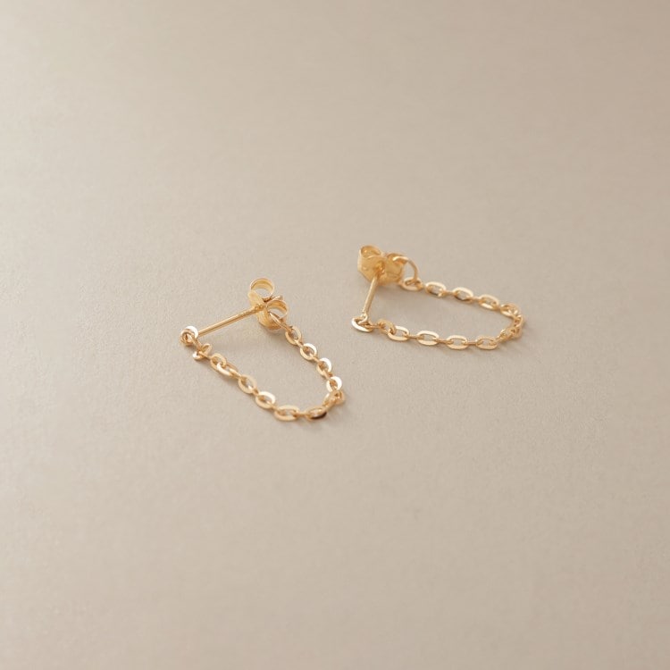 ココシュニック(COCOSHNIK)のK18フラッシュアズキチェーン フープピアス ピアス