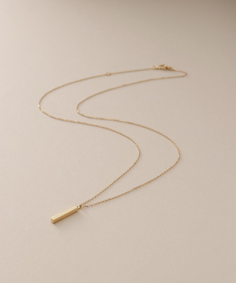 ココシュニック(COCOSHNIK)のK10中空レクタングル ネックレス イエローゴールド(100)