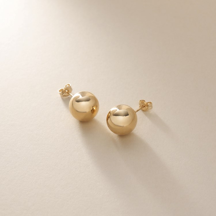 ココシュニック(COCOSHNIK)のK10中空ボール スタッドピアスL ピアス