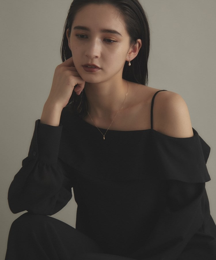 ココシュニック(COCOSHNIK)のK10中空デフォルメペアシェイプ ネックレス8