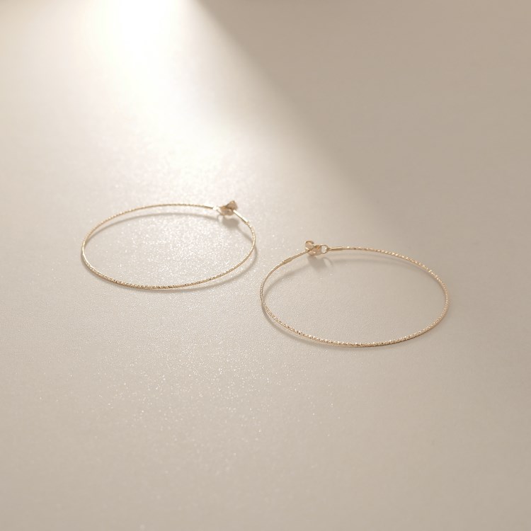 K10カット丸線 フープピアス(中)(ピアス) | COCOSHNIK K10カット丸線 フープピアス(中)(ピアス) | COCOSHNIK