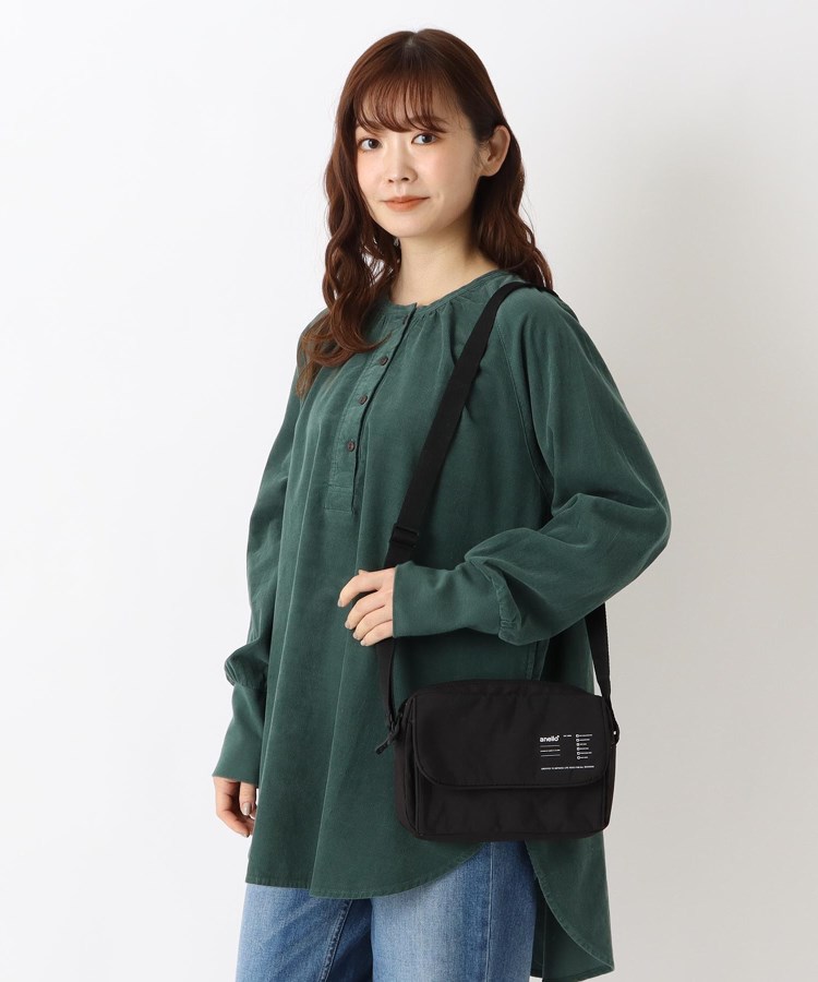 ワンズテラス(one'sterrace)のanello ガイド多収納ショルダー13