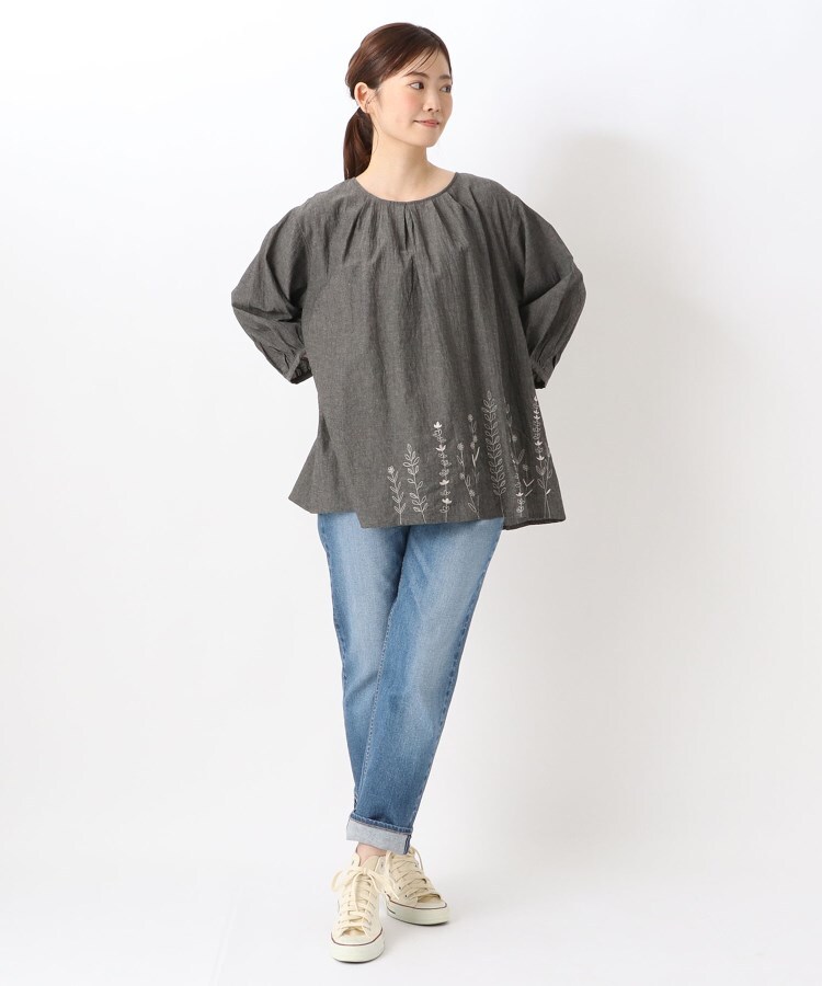 ワンズテラス(one'sterrace)の刺繍入り7分袖ブラウス12