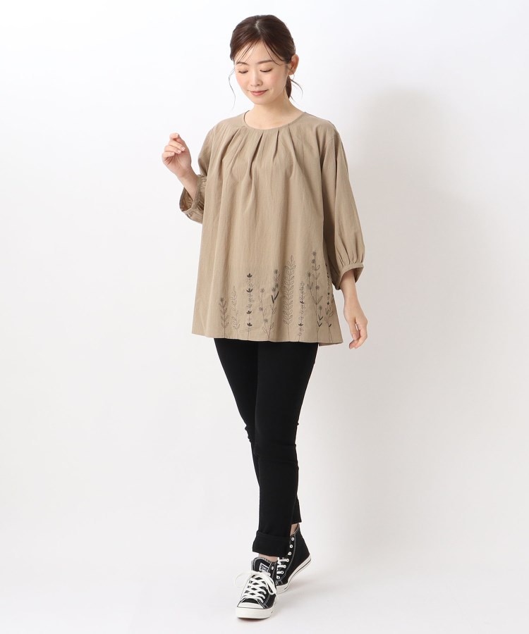 ワンズテラス(one'sterrace)の刺繍入り7分袖ブラウス14