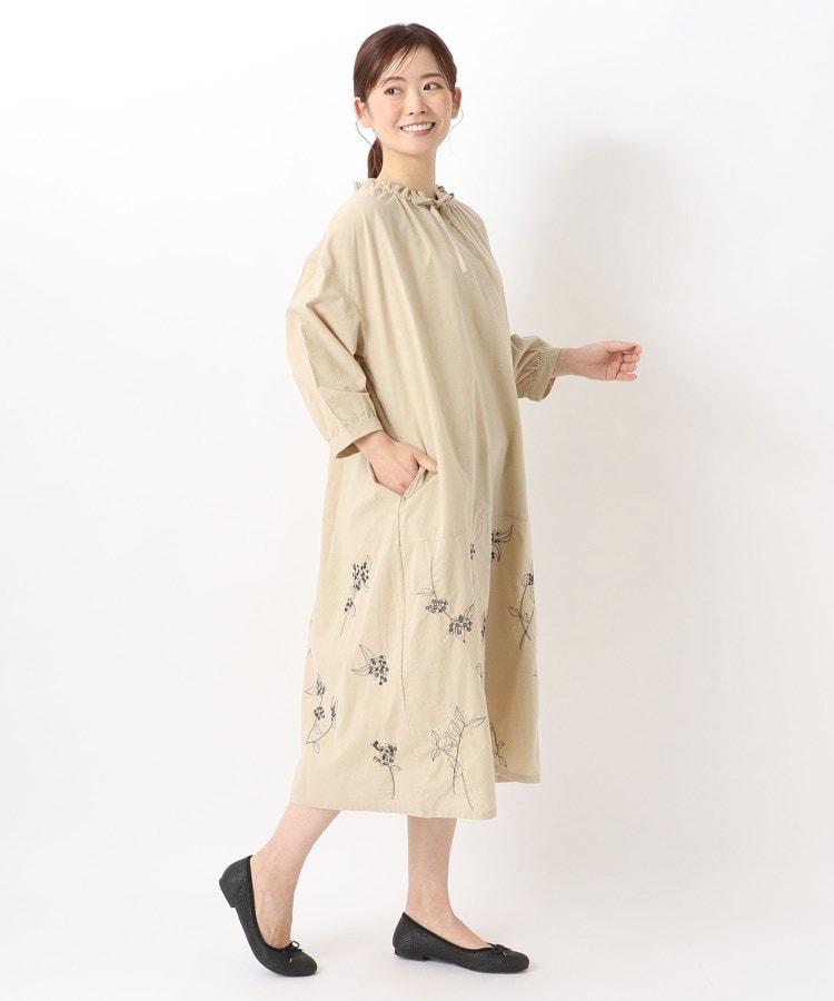 ワンズテラス(one'sterrace)の刺繍入り 8分袖ワンピース10
