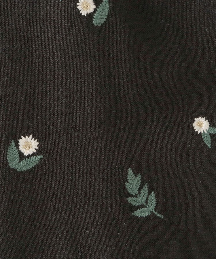 ワンズテラス(one'sterrace)の花柄刺繍入り ドロップスリーブニットカーディガン8