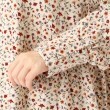 ワンズテラス(one'sterrace)のコーデュロイ小花柄プリント前開きワンピース5