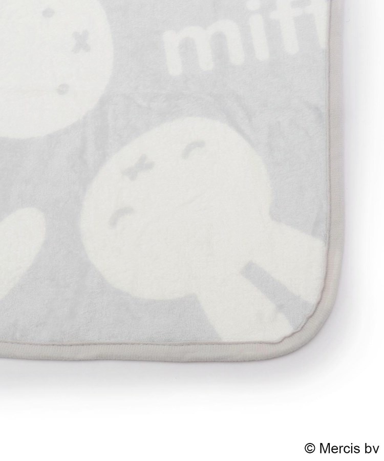 ワンズテラス(one'sterrace)の【数量限定/あったか】Dick Bruna miffy ひざ掛け2
