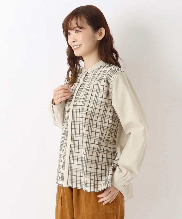 ワンズテラス(one'sterrace)のフランネルチェック柄 刺繍シャツブラウス ベージュ(952)