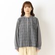 ワンズテラス(one'sterrace)のフランネルチェック柄 刺繍シャツブラウス1