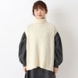 ワンズテラス(one'sterrace)のケーブル編み タートルニットベスト1