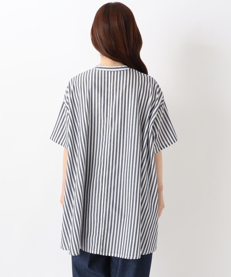 ワンズテラス(one'sterrace)の【リンネル掲載】ポプリンバックフレアシャツ4