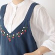ワンズテラス(one'sterrace)のいちご 刺繍Vネックエプロン5