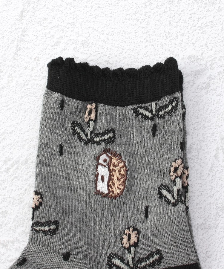 ワンズテラス(one'sterrace)の◆ASOBOU 刺繍ハリネズミ クォーターソックス2