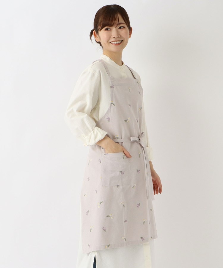 ワンズテラス(one'sterrace)の【ワンズテラスオリジナル】フラワー 刺繍エプロン X型 ライトグレー(911)