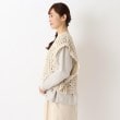 ワンズテラス(one'sterrace)の透かし柄 サイドスリットベスト2