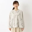 ワンズテラス(one'sterrace)の花柄刺繍入り キーネックブラウス1