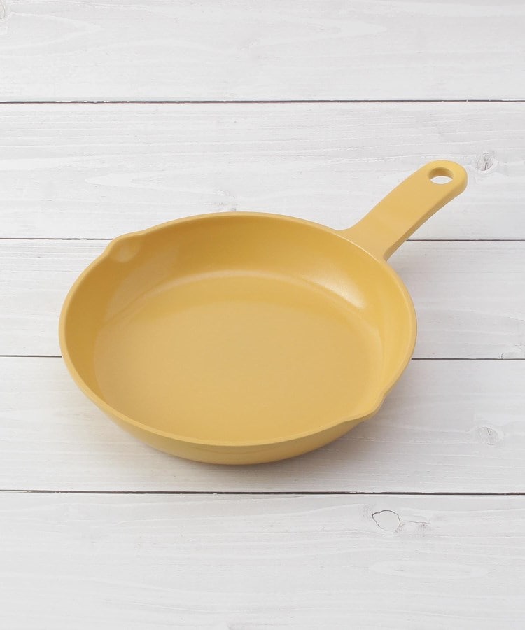 ワンズテラス(one'sterrace)のCB グリルプレート丸型 19cm 750ml マスタード(933)