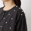 ワンズテラス(one'sterrace)の小花刺繍入りフレアワンピース5