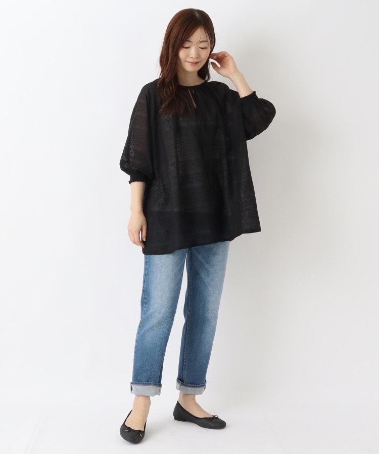 ワンズテラス(one'sterrace)の2WAY総刺繍ブラウス11
