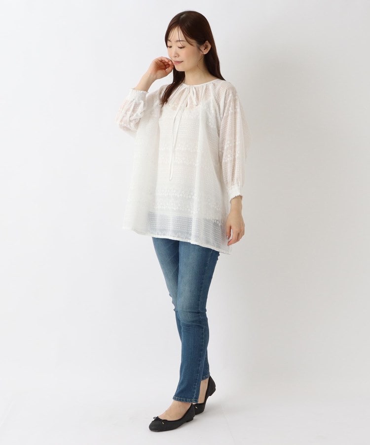 ワンズテラス(one'sterrace)の2WAY総刺繍ブラウス14