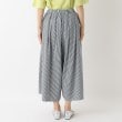 ワンズテラス(one'sterrace)のインディゴ染め 8分丈タックフレアパンツ3