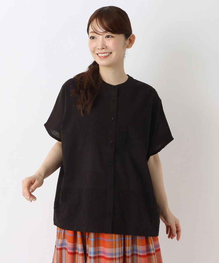 ワンズテラス(one'sterrace)の刺繍切替 前あきブラウス ブラック(919)