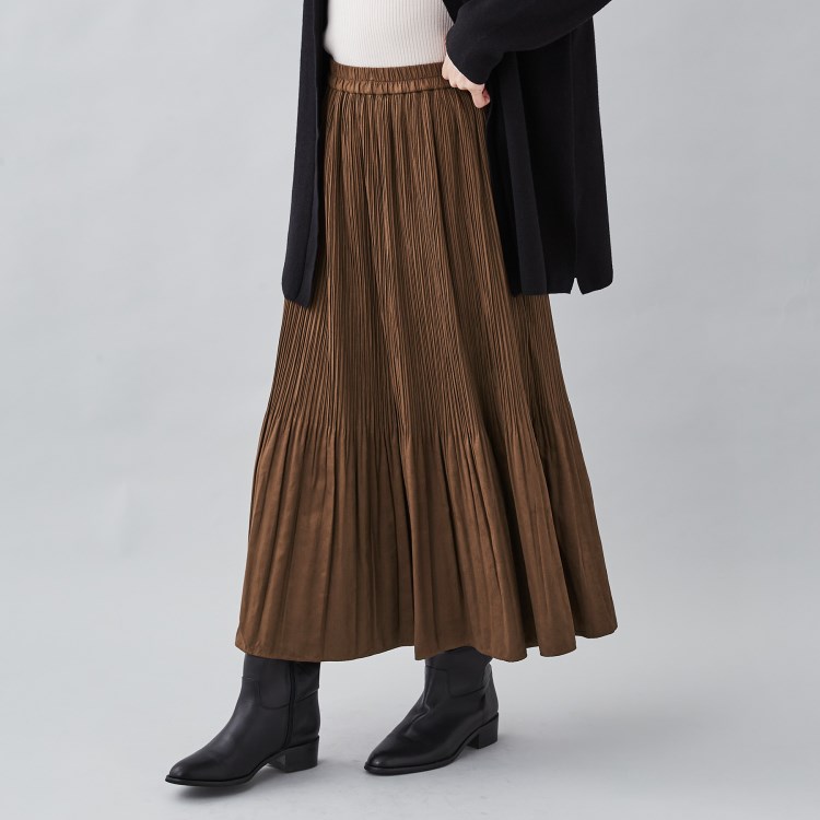 アンタイトル(UNTITLED)のスエード調ランダムプリーツスカート マキシ・ロングスカート