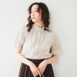アンタイトル(UNTITLED)のシャーリングローンブラウス ライトベージュ(051)