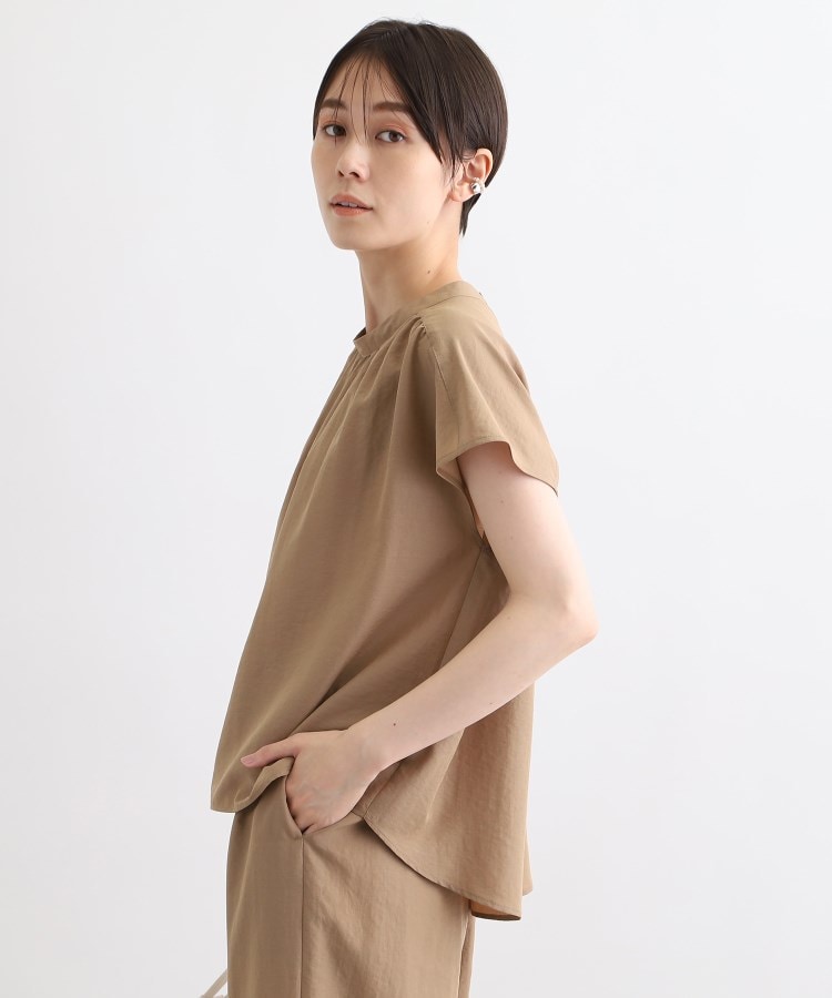 インディヴィ(INDIVI)の【洗える／SETUP可能／ワッシャー素材】スタンドカラーブラウス2