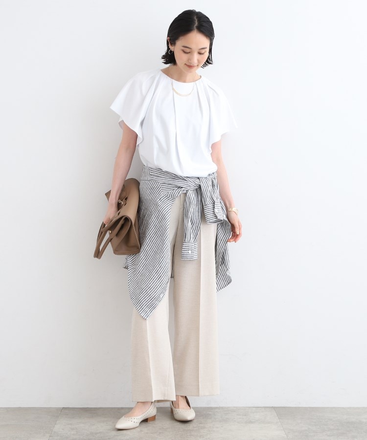インディヴィ(INDIVI)の【洗える】フレアスリーブトップス4
