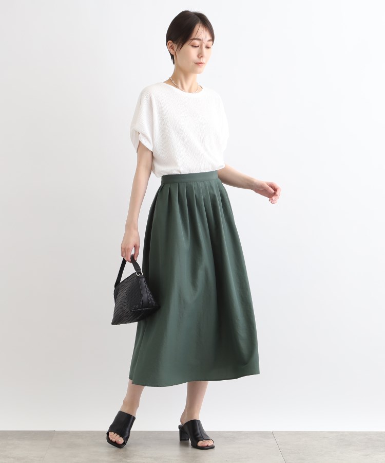 インディヴィ(INDIVI)の【洗える】袖タックデザイントップス4
