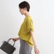インディヴィ(INDIVI)の【洗える】袖タックデザイントップス10