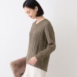インディヴィ(INDIVI)の【ウール混】クルーネックケーブルニット6