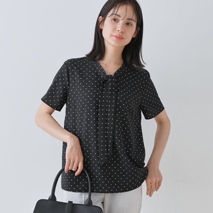 インディヴィ(INDIVI)の【通勤／きれいめ】柄ボウタイブラウス シャツ・ブラウス
