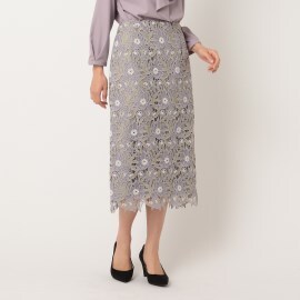 クチュールブローチ(Couture Brooch)の【ON/OFF兼用　セレモニーにも使える】フラワーレースタイトスカート ミモレスカート
