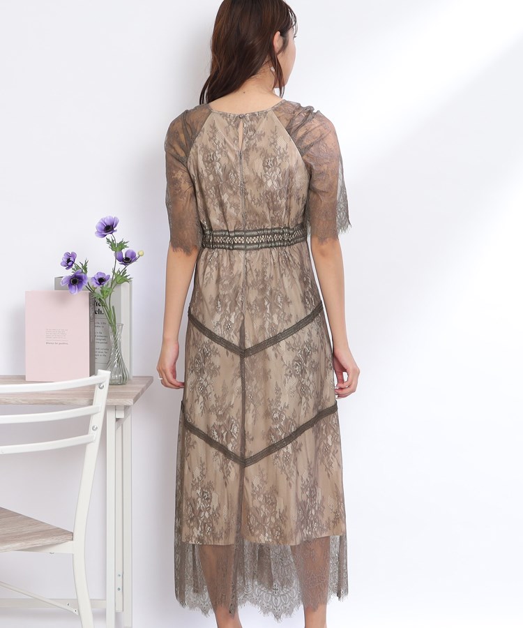 クチュールブローチ(Couture Brooch)のショルダーギャザーラッセルレースドレス23