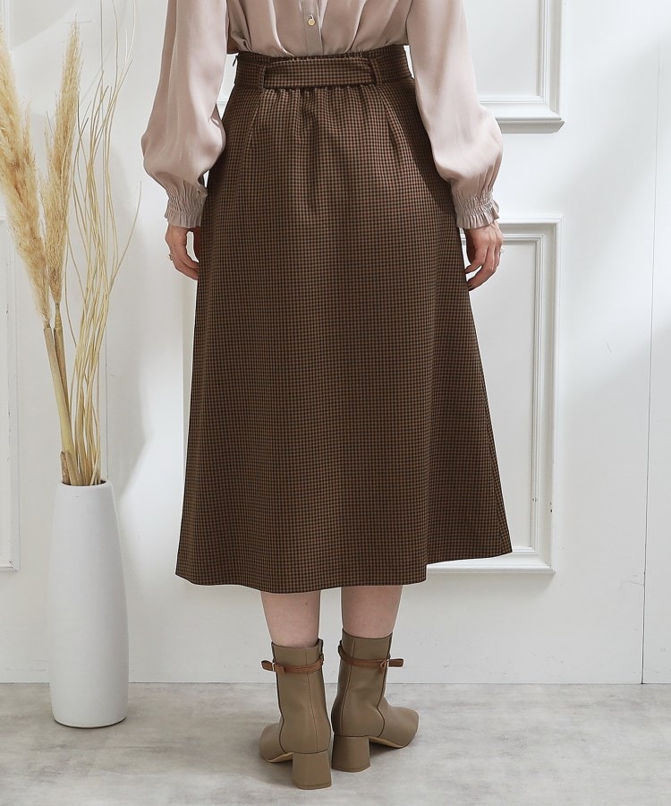 クチュールブローチ(Couture Brooch)の【大人レディな着こなしに】ボタンデザインスカート37