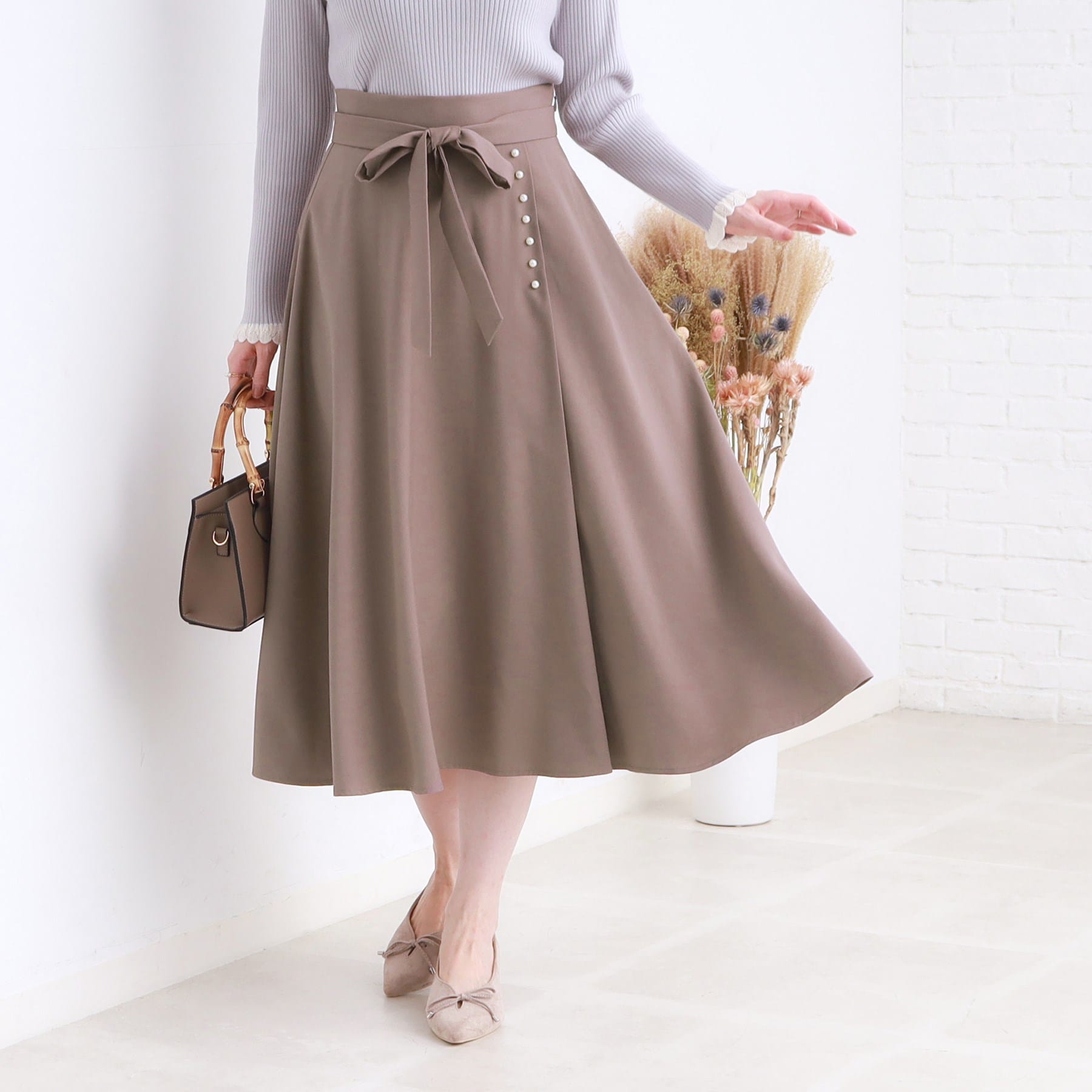 クチュールブローチ(Couture Brooch)の【通勤、オフィスにもおすすめ】リボン付きパール調フレアースカート4