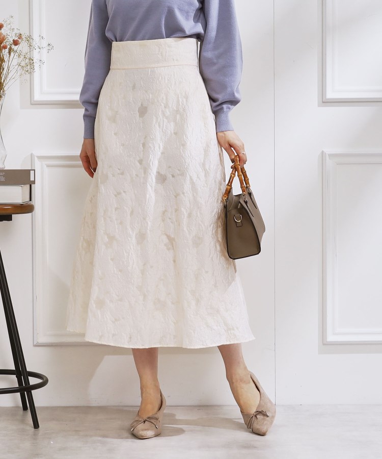 クチュールブローチ(Couture Brooch)のフラワーJQサス付きスカート オフホワイト(003)