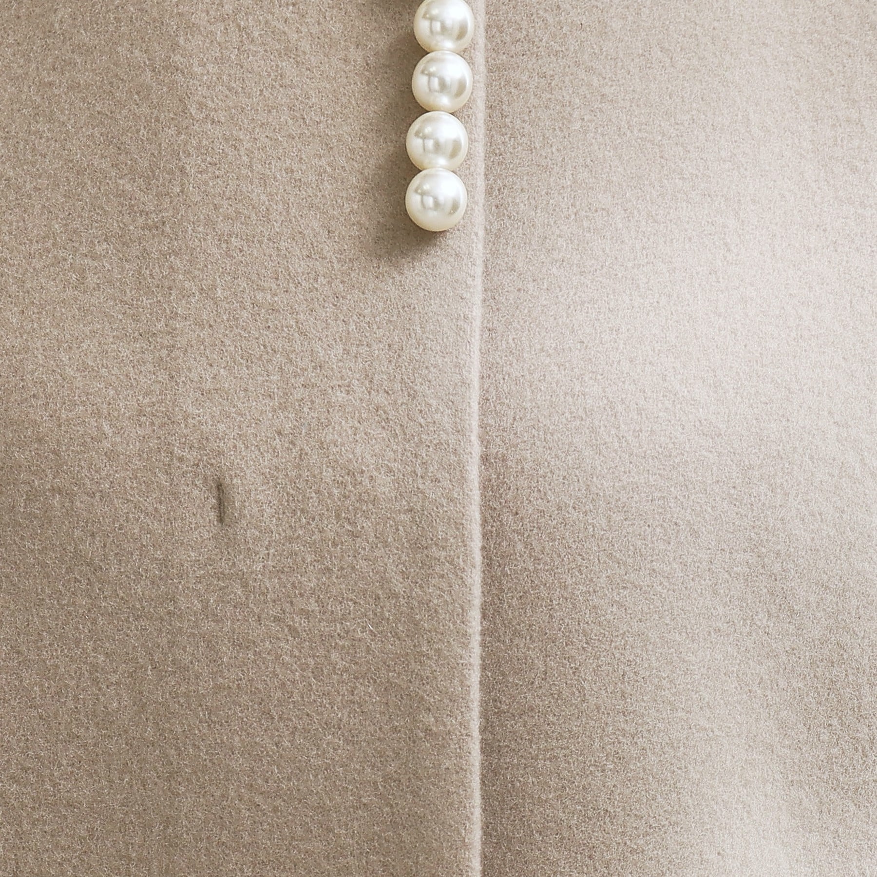 クチュールブローチ(Couture Brooch)の【ふんわり軽やか、高混率ウール素材】ポイントパール調ロングコート49