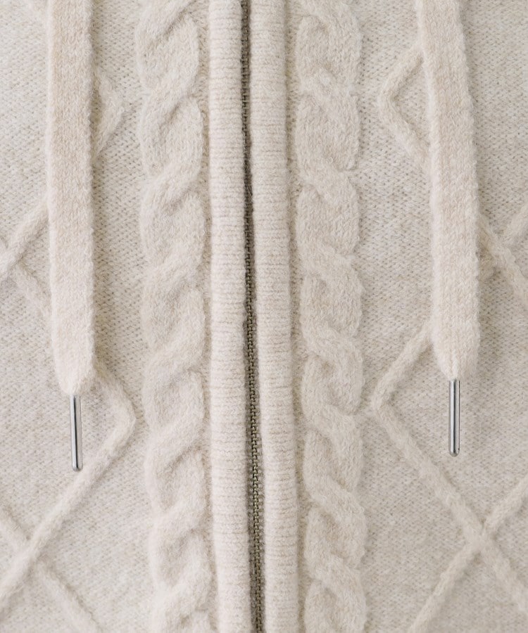 クチュールブローチ(Couture Brooch)のケーブル編みジップアップニットパーカー16