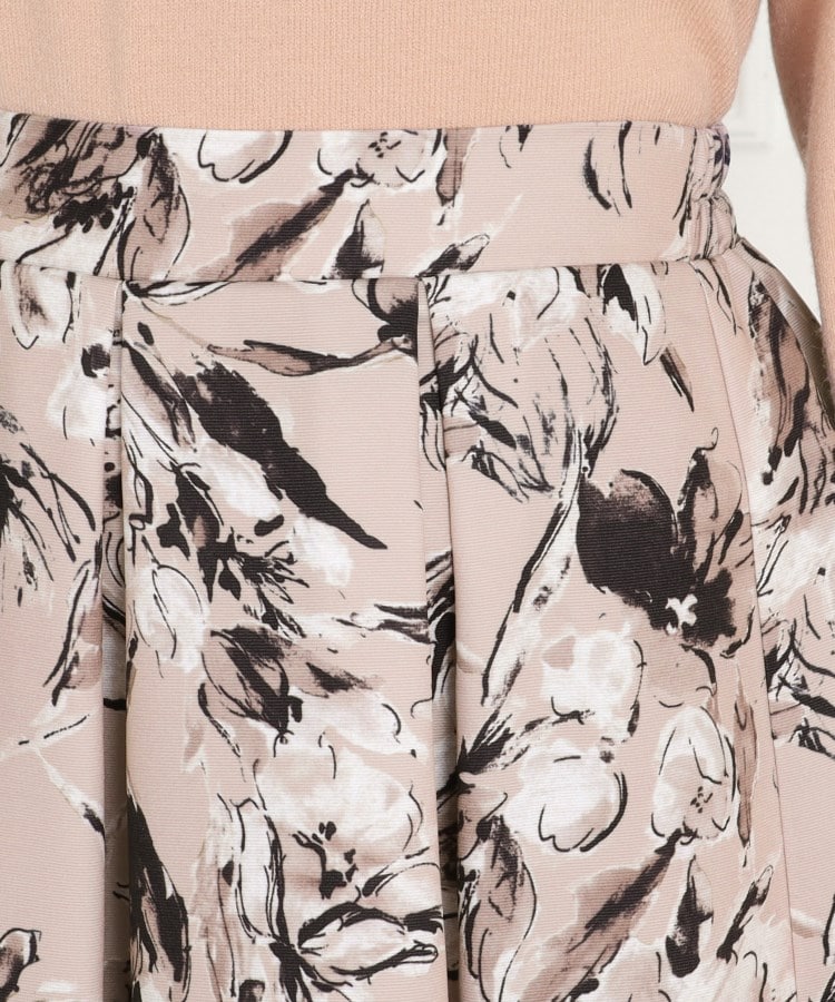 クチュールブローチ(Couture Brooch)の【オトナの着映えスカート】グログランフラワープリントスカート25