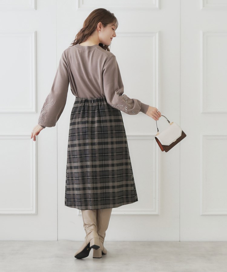 クチュールブローチ(Couture Brooch)の合皮ベルト付Aラインスカート3