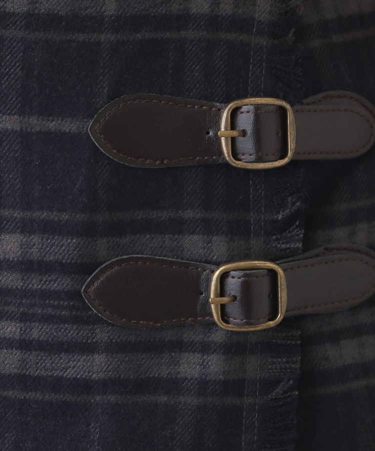 クチュールブローチ(Couture Brooch)の合皮ベルト付Aラインスカート23