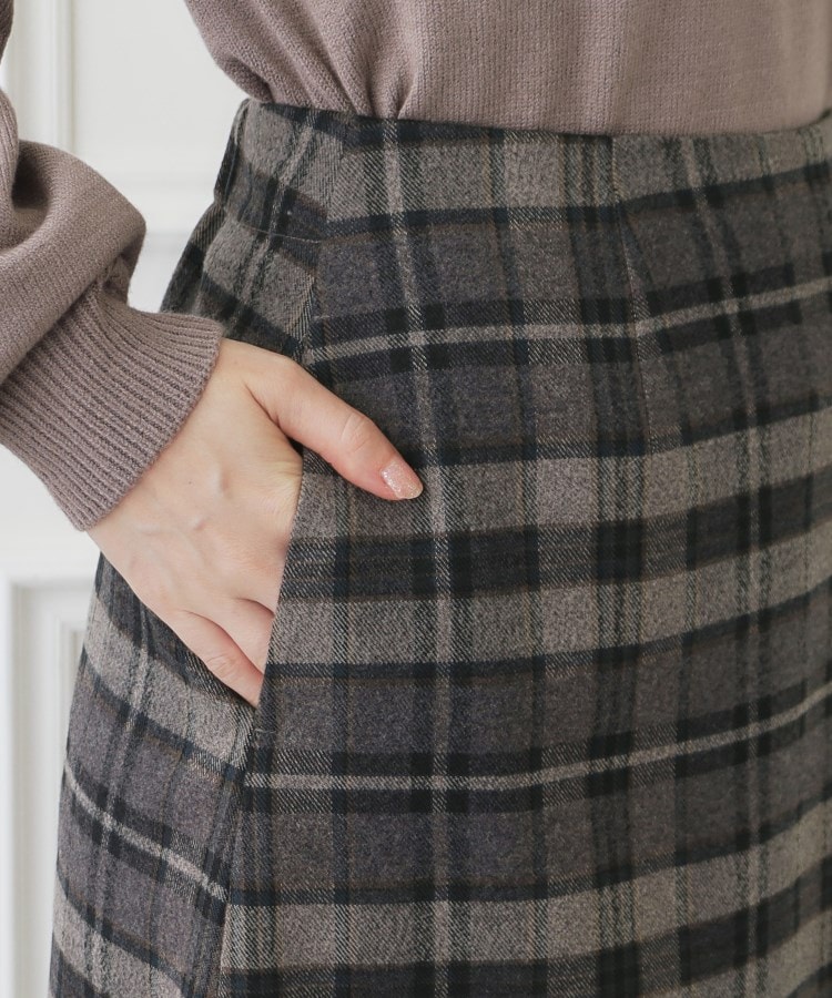 クチュールブローチ(Couture Brooch)の合皮ベルト付Aラインスカート25