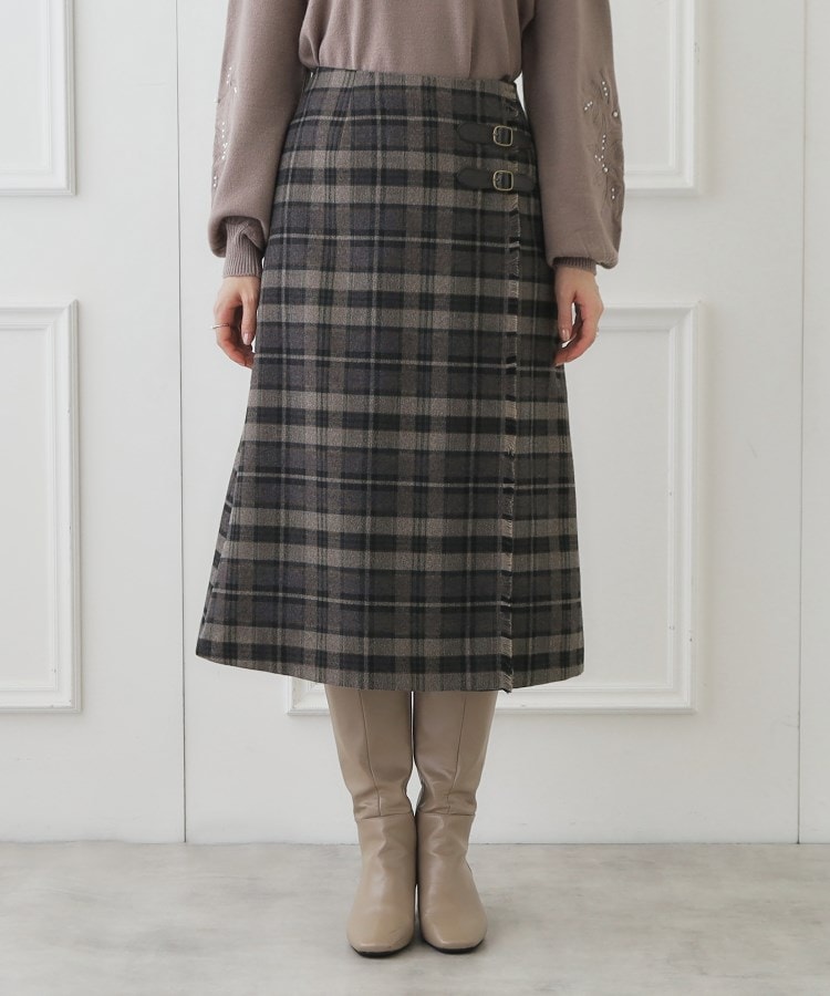 クチュールブローチ(Couture Brooch)の合皮ベルト付Aラインスカート28